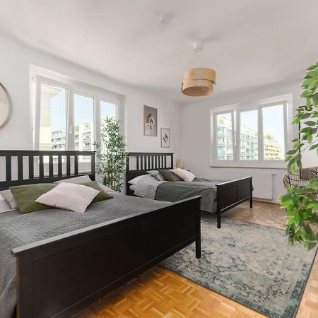 King Bed Home, 3 Bed Rooms, Perfect For Long Term Stay Βιέννη Εξωτερικό φωτογραφία